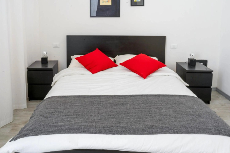 NIU LUX Apartments