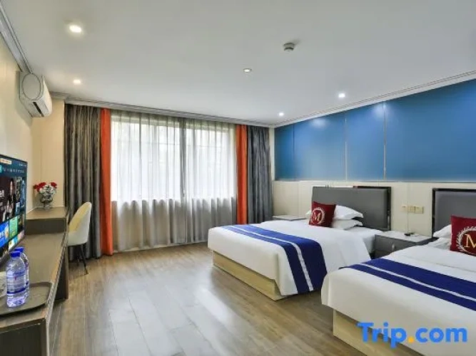 Deluxe Family room