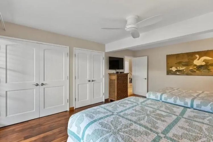 Wailea Ekolu, #914 2 Bedroom Condo by RedAwning