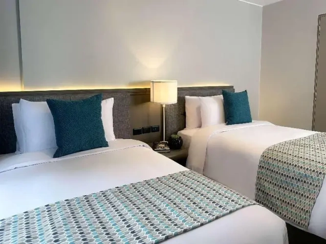 Business Quadruple room