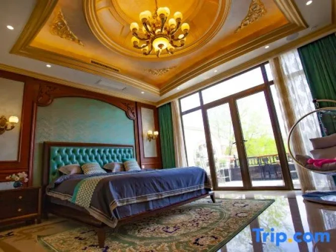 Deluxe Villa