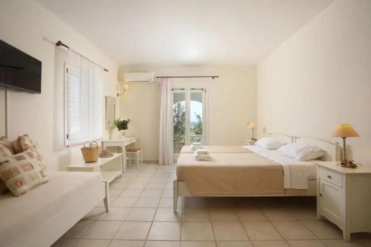 Aeolos Hotel