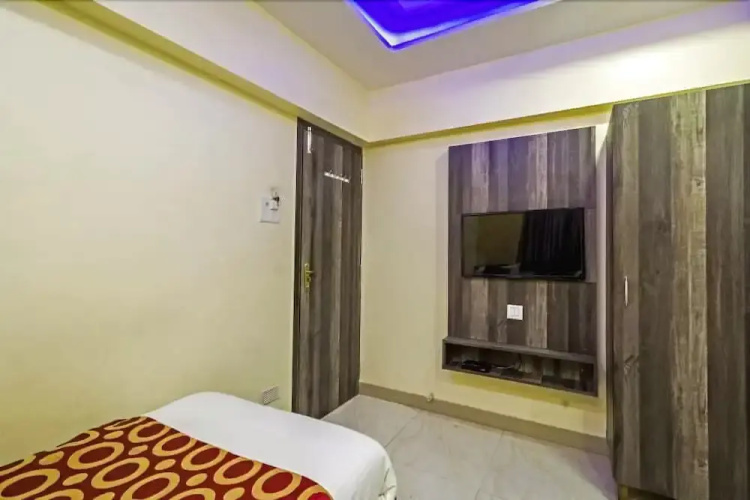 Hotel Sarah Inn