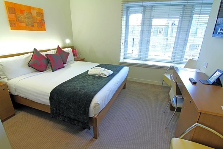 Deluxe Double room with view