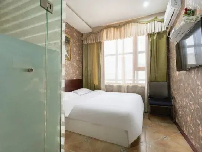 Qixi Hotel, Luohe