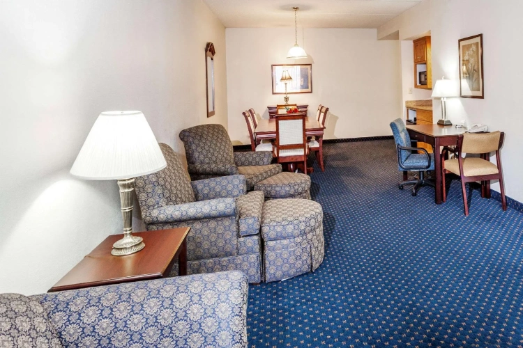 Double Suite