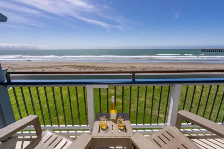 Standard Double room beachfront