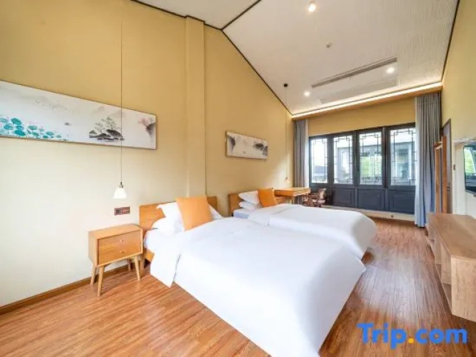 2 Bedrooms Family Suite