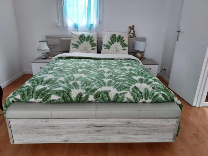 2 Bedrooms Cottage