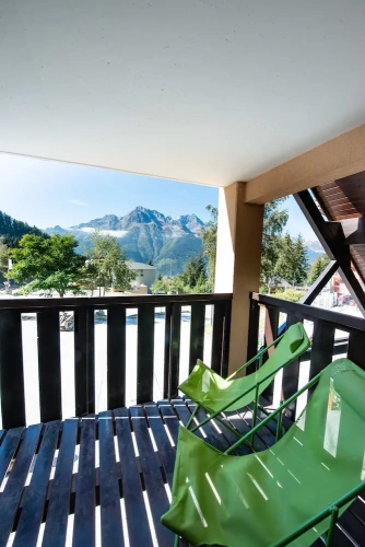Apartment with balcony