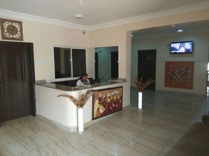 206 Exclusive Hotel