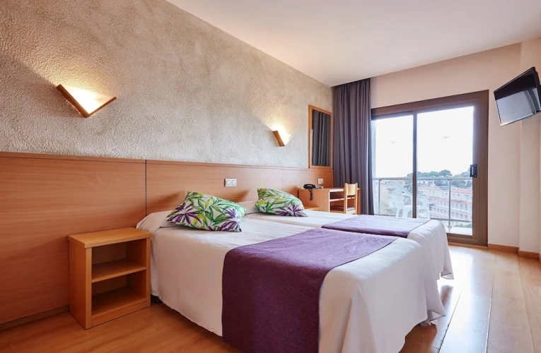 Standard Double room with balcony