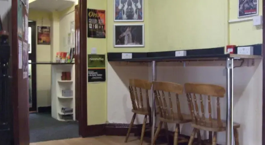 Homefield Rock Hostel