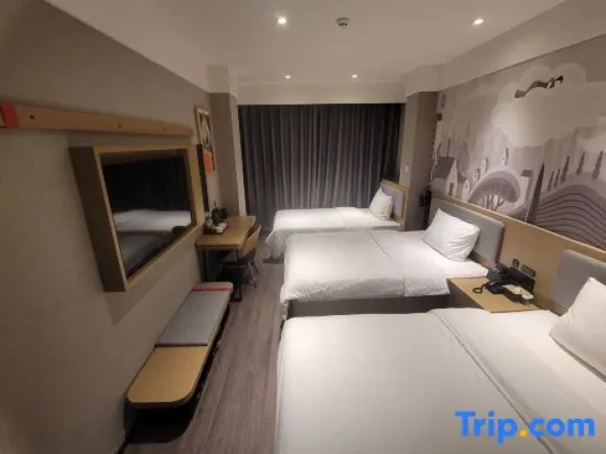 Business Triple room