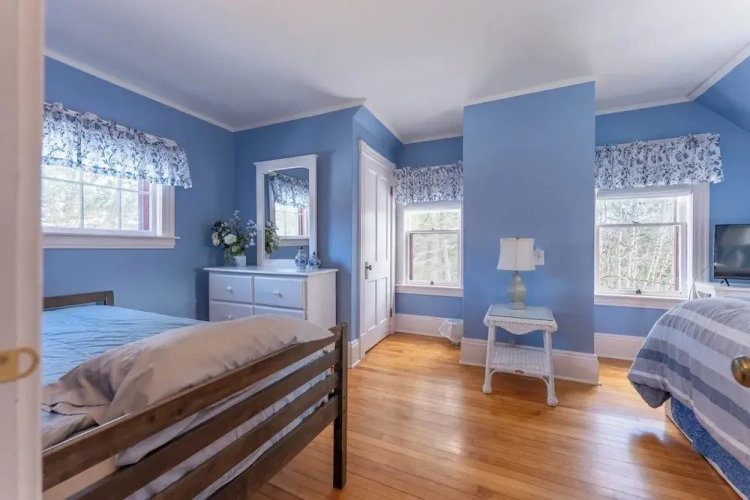 2 Bedrooms Grand Cottage