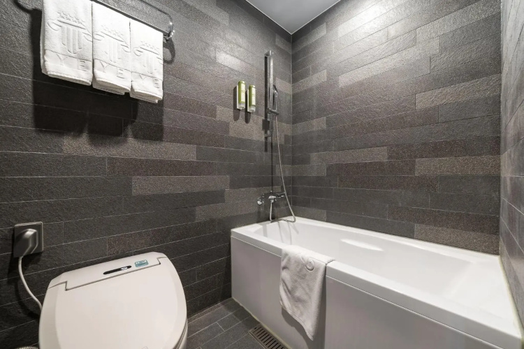 Layers Hotel Busan Hadan