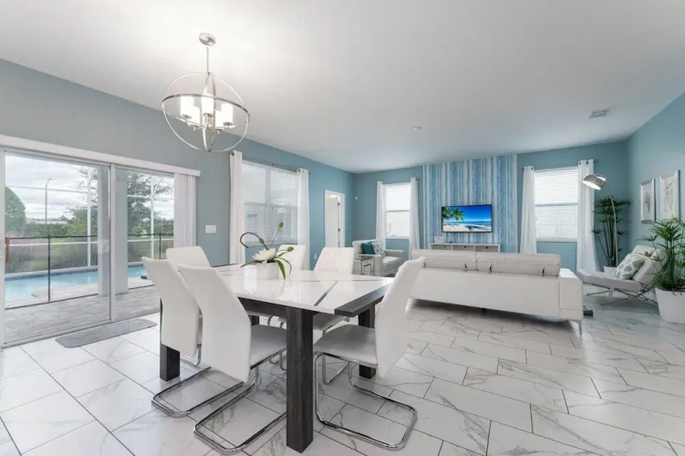 Magical 6BR Villa Pool Themed Room