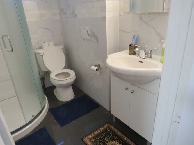 Comfortable Residence in Toronto