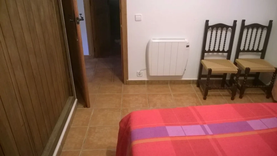 4 Bedrooms Cottage