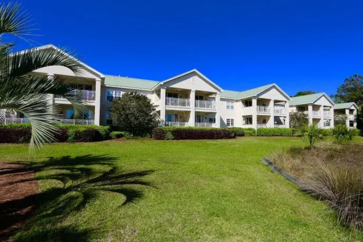 Windward Point Condominiums