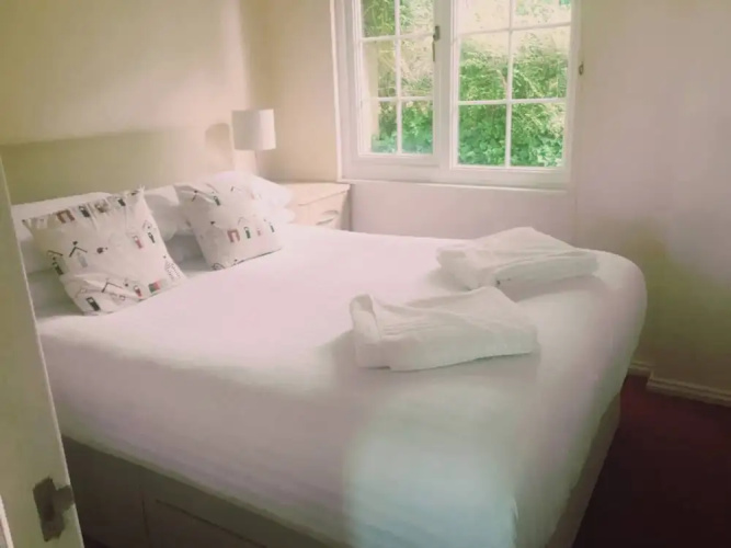 2 Bedroom Chalet - Praa Sands, Cornwall