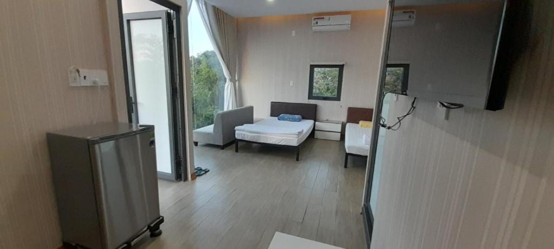 Standard Triple room with view