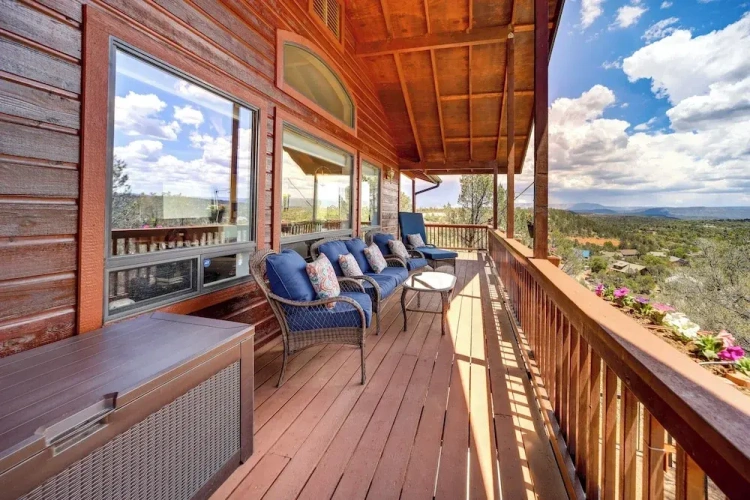 2 Bedrooms Cottage