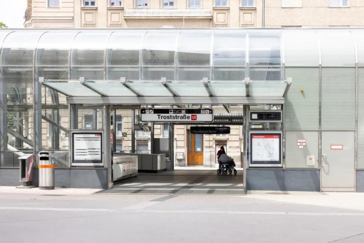 Yeshello Vienna Central Station Apartment