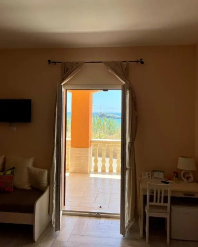 Deluxe Triple room with sea view
