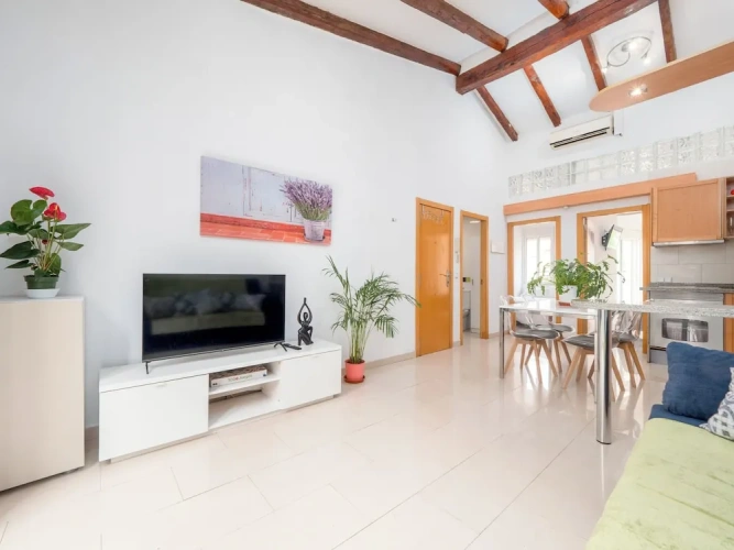 2 Bedrooms Standard Penthouse room with balcony