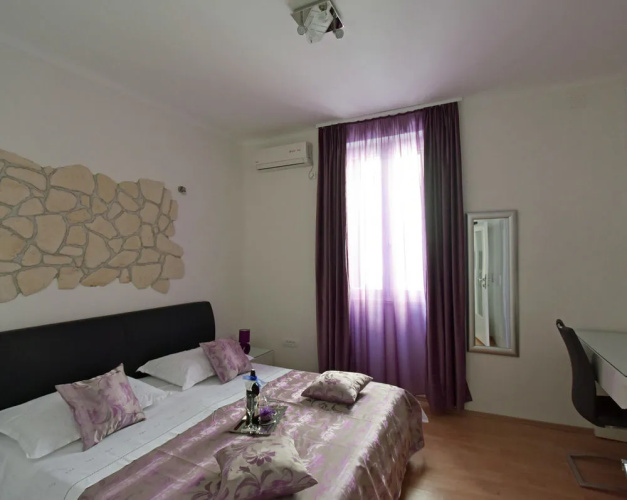 Kuzma Rooms and Apartments