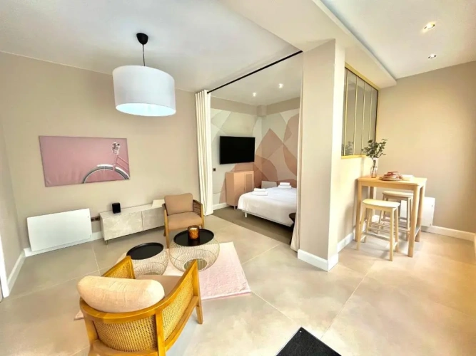 1 Bedroom Double Apartment