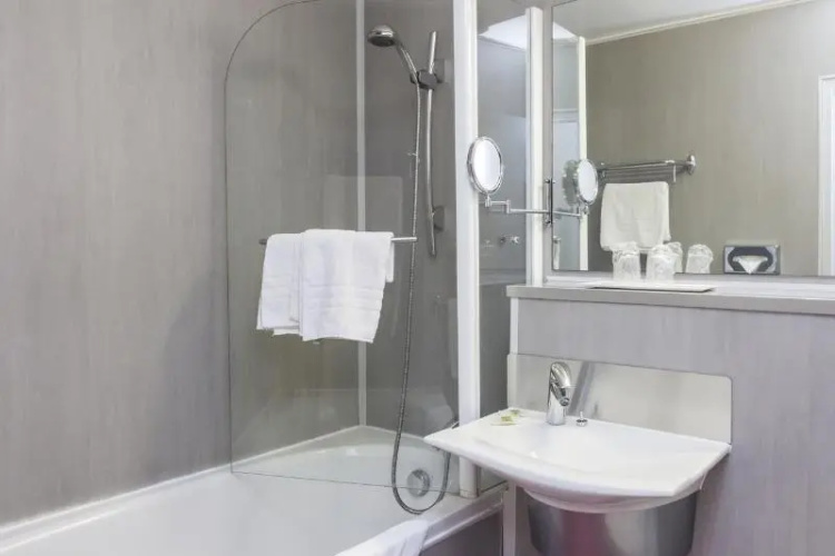 Logis Hotel le Mas de Jossyl