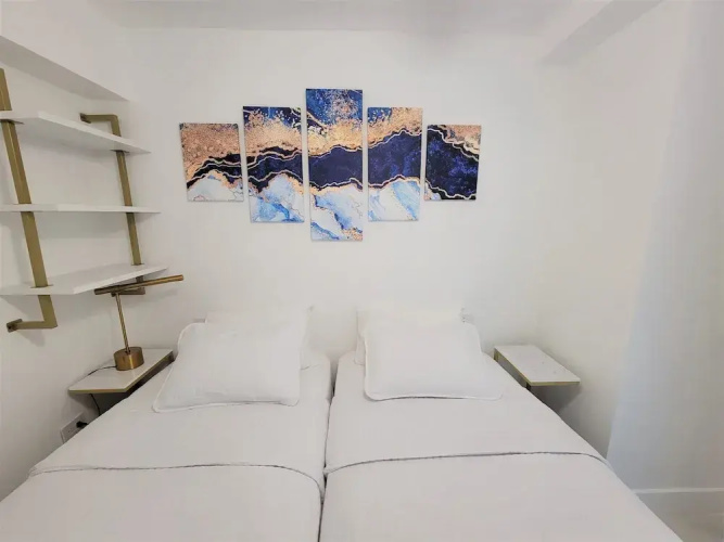 Alexander 1102 2 Bedroom Apts