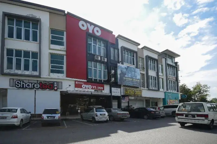 OYO 89301 Ys Inn