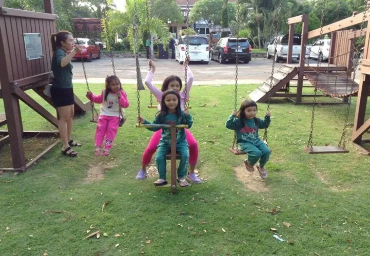 Im Poo Hill Resort