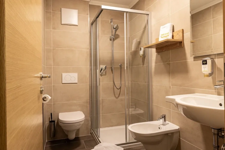 1 Bedroom Economy Double room
