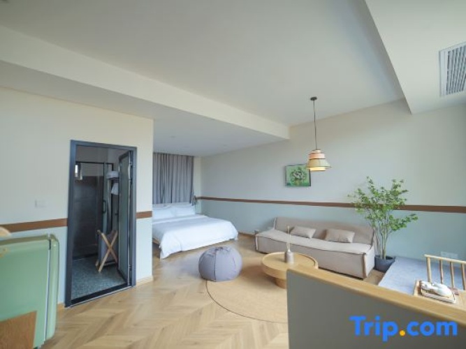 Standard Double room with courtyard view