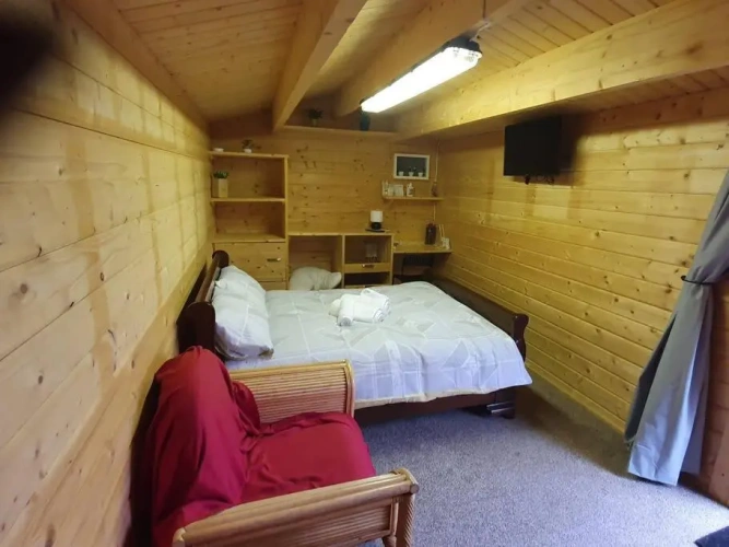 1 Bedroom Double Chalet