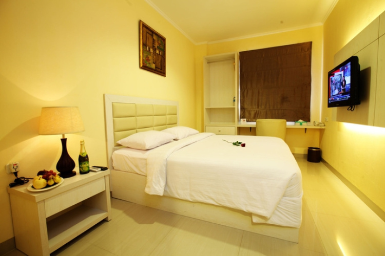 Glassio Hotel