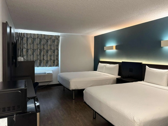Motel 6 Carson, CA