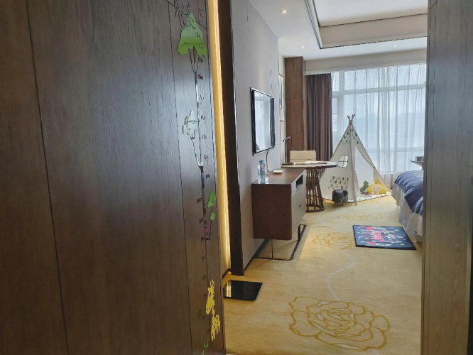 Feicuizhouyu Hotel