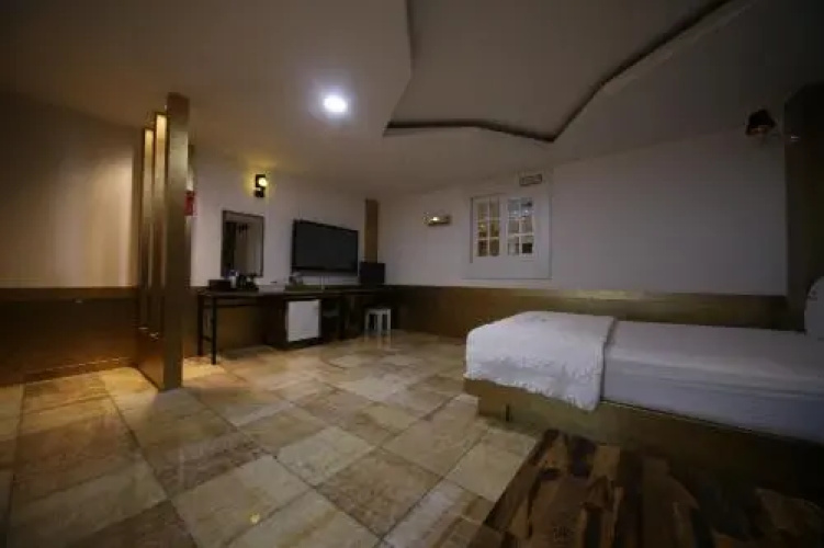 Hotel Midas