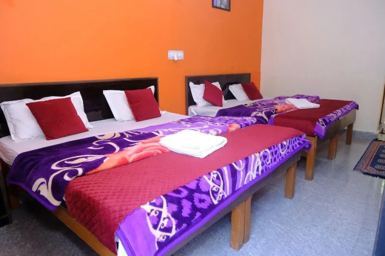 Hotel Him Deep Uttarkashi