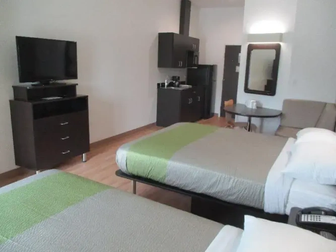 Quadruple Suite