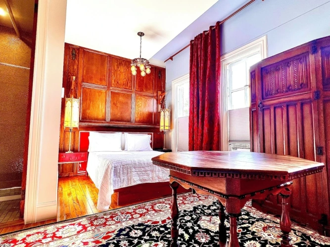 Deluxe Double room with city view
