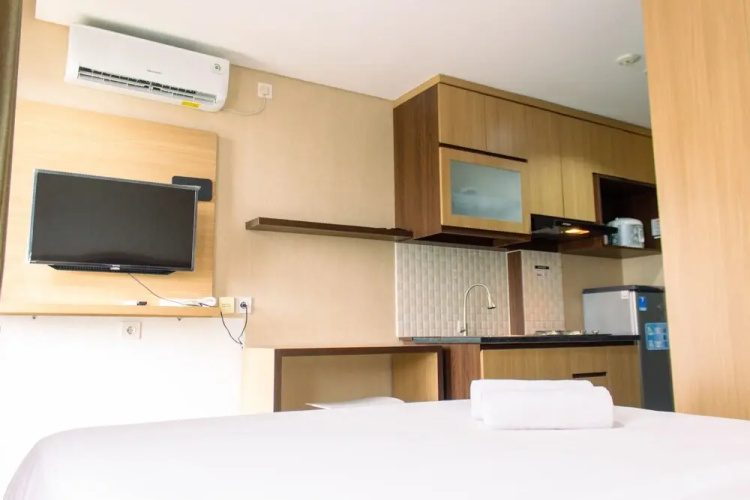Nice Studio At Bintaro Icon Apartment