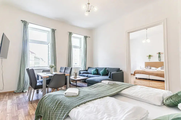 Modern 2BR Apartment Central Long Stay