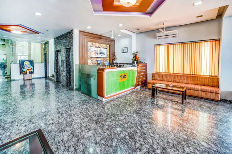 FabHotel Go Shirdi