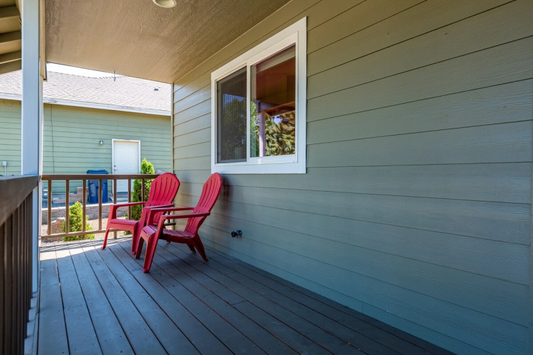 Backyard Oasis 8min to Town Fast Wi-fi